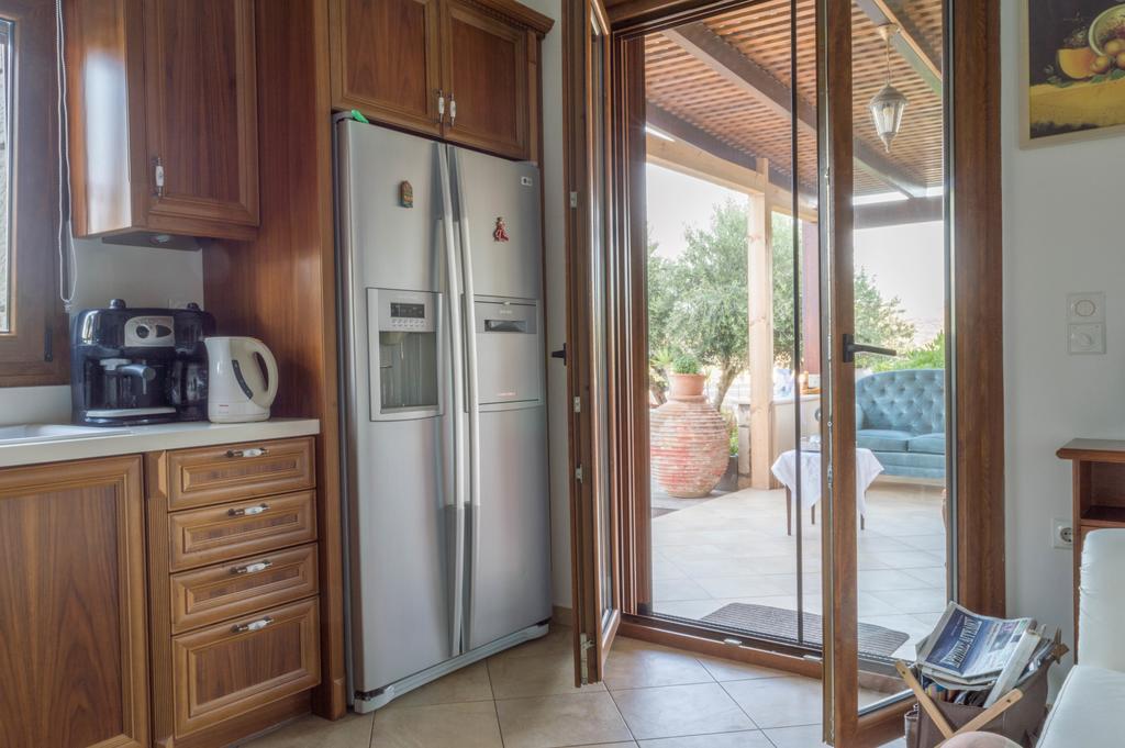 Luxury Villa Karteros Esterno foto