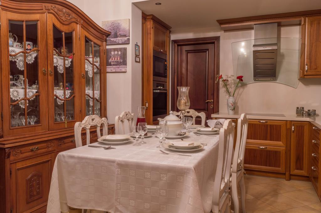 Luxury Villa Karteros Esterno foto