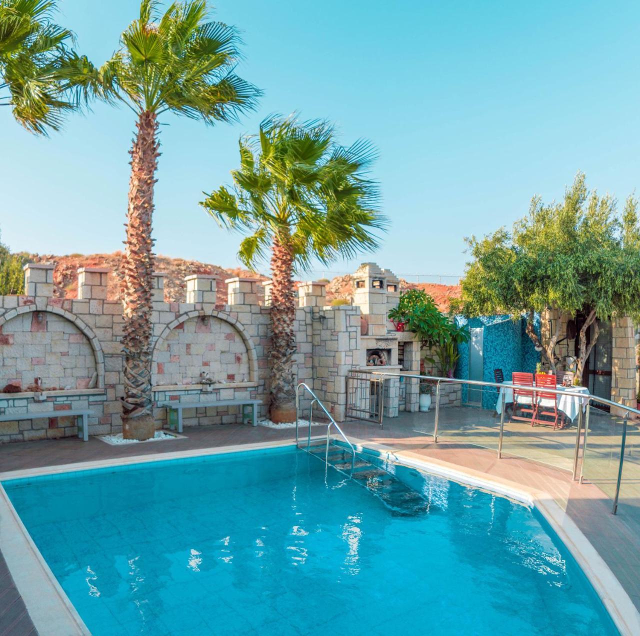 Luxury Villa Karteros Esterno foto